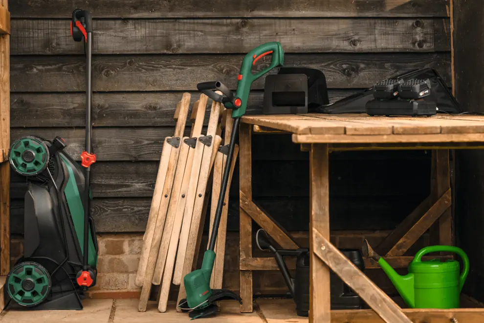 Bosch 06008B9M00 Rotak 18V2-38 akkus fűnyíró (2 x 4,0 Ah) kép 7