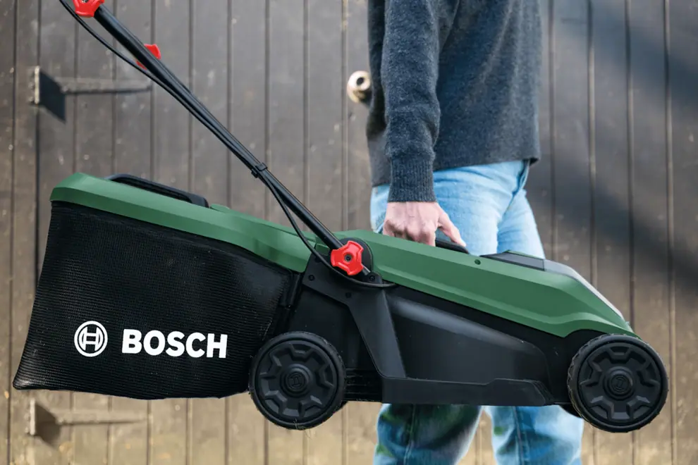 Bosch 06008B9P00 Rotak 18V-32 akkus fűnyíró (1 x 4,0 Ah) kép 8