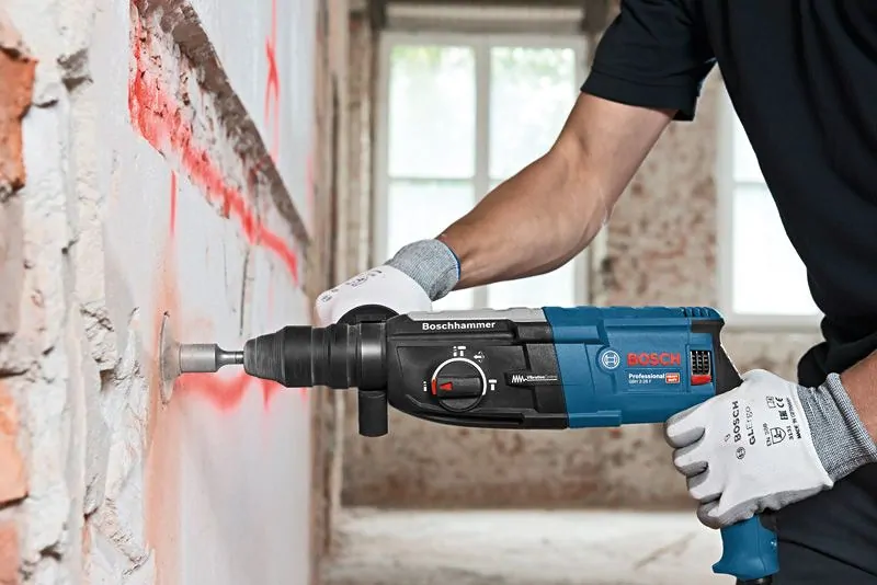 Bosch 0611267600 GBH 2-28 F fúrókalapács SDS plus + fúrótokmány kép 6