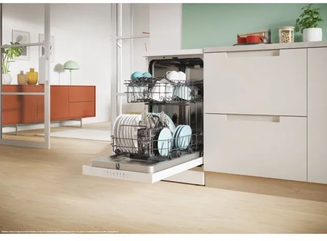Candy CF0C7SB0FW szabadonálló keskeny mosogatógép kép 6