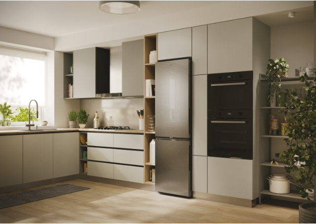 Candy CNCQ2T518EX alulfagyasztós hűtőszekrény kép 20