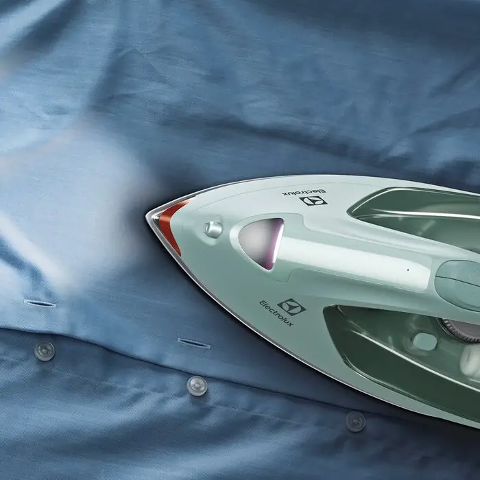 Electrolux E7SI1-6LG Refine 700 gőzölős vasaló kép 9