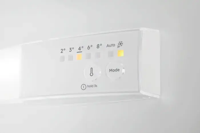 Electrolux ENA6LE18S BI Hűtő alulfagyasztós kép 2