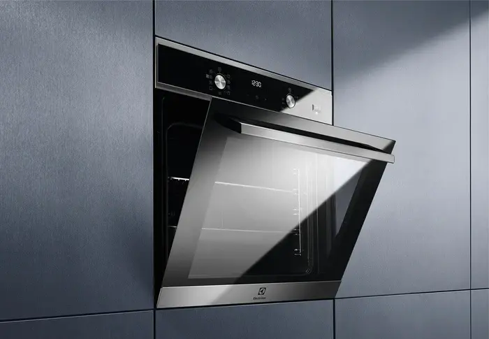 Electrolux EOD5H70X+EHF6240XXK beépíthető sütő + beépíthető főzőlap kép 2