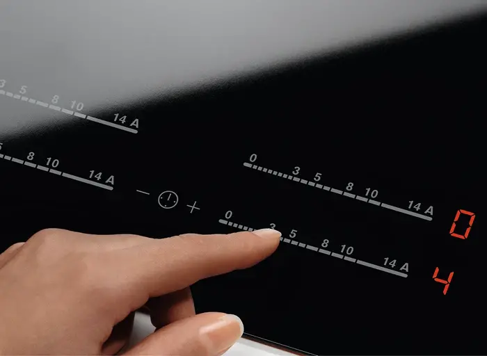 Electrolux EOD5H70X+EHF6547FXK beépíthető sütő + beépíthető főzőlap kép 15