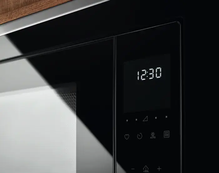 Electrolux LMS4253TBX Beépítehtő mikró kép 3
