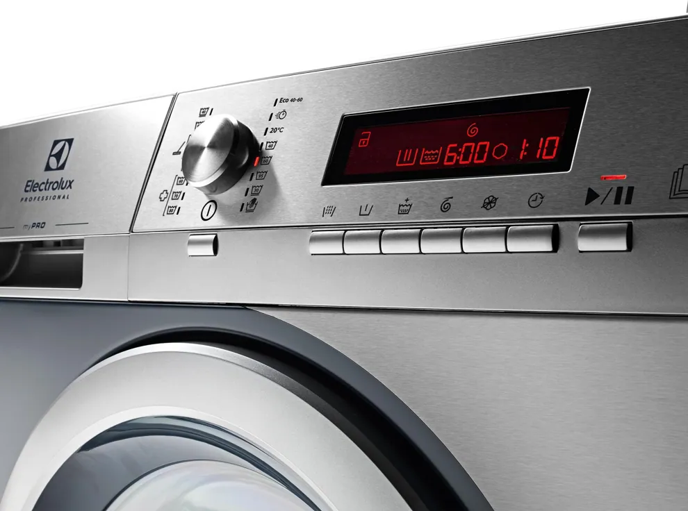 Ggm gastro 914535316 ELECTROLUX | myPRO WE170P - Intelligens professzionális mosógép - 8 kg - leeresztő szivattyúval kép 4