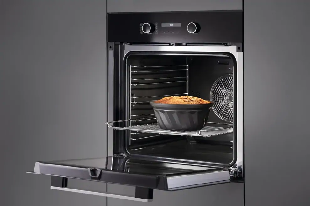Miele H 2465 B beépíthető önálló sütő kép 3