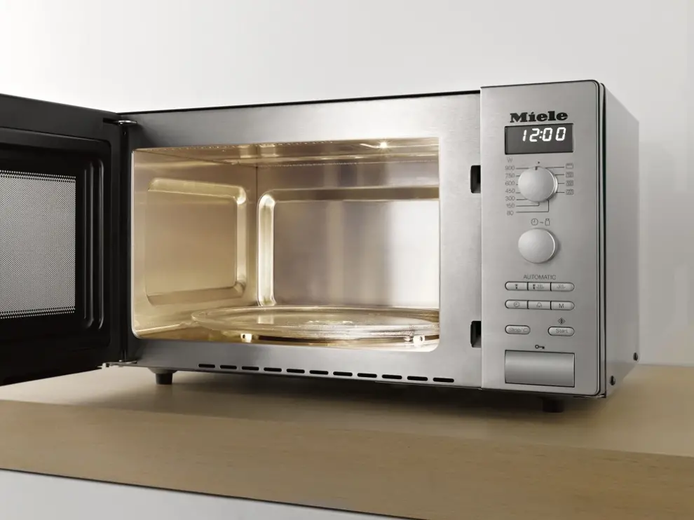 Miele M 6012 SC mikrohullámú sütő kép 4