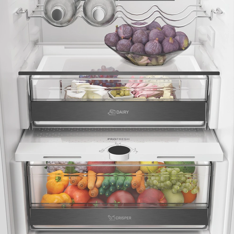 Whirlpool WHK2 5324 B6E beépíthető alulfagyasztós hűtőszekrény kép 9