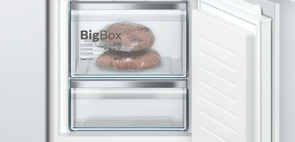 Bosch KIS87AFE0 beépíthető alulfagyasztós hűtőszekrény 2. kép