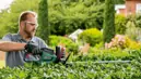 Bosch 06008C0501 UniversalHedgeCut 50 sövénynyíró kép 5