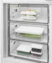 Whirlpool WHK2 5292 B4E beépíthető alulfagyasztós hűtőszekrény kép 6